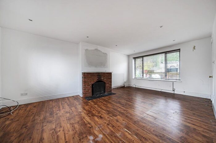 3 Bedroom Terraced House For Sale In Henley-on-Thames, Oxfordshire, RG9