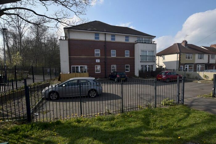 2 Bedroom Flat To Rent In Meadow Lane, Chaddesden, Derby, Derbyshire, DE21