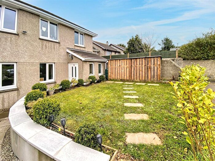 4 Bedroom End Of Terrace House For Sale In Boscarnek, St. Erth, Hayle, TR27