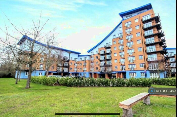 2 Bedroom Flat To Rent In Luscinia View Napier Road, Reading, RG1