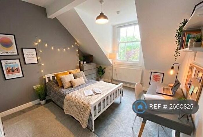 6 Bedroom Semi-Detached House To Rent In Daneshill Road, Leicester, LE3