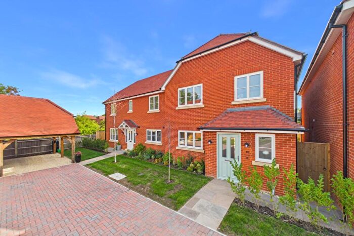3 Bedroom Semi-Detached House For Sale In Trussell Road, Warfield, Bracknell, Berkshire, RG42