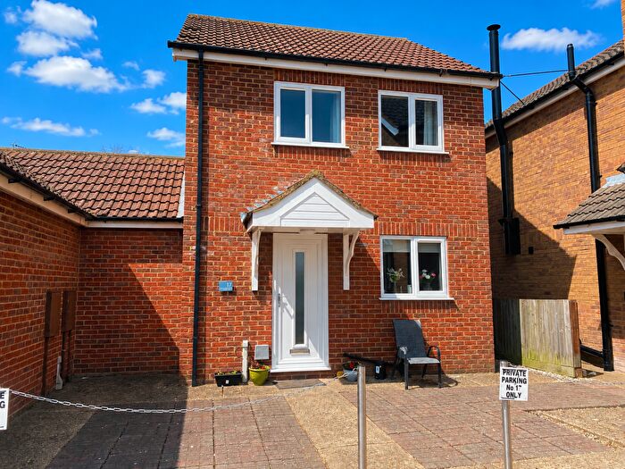 2 Bedroom Semi-Detached House For Sale In The Hollies, Holbeach, PE12