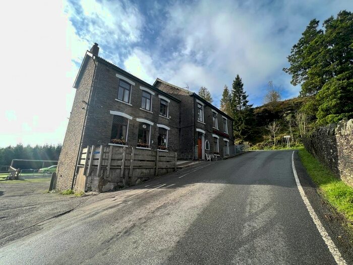 Detached House For Sale In Llanwonno -, Ynysybwl Pontypridd, CF37