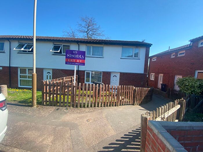 3 Bedroom Town House To Rent In Steele Close, Leicester, LE5