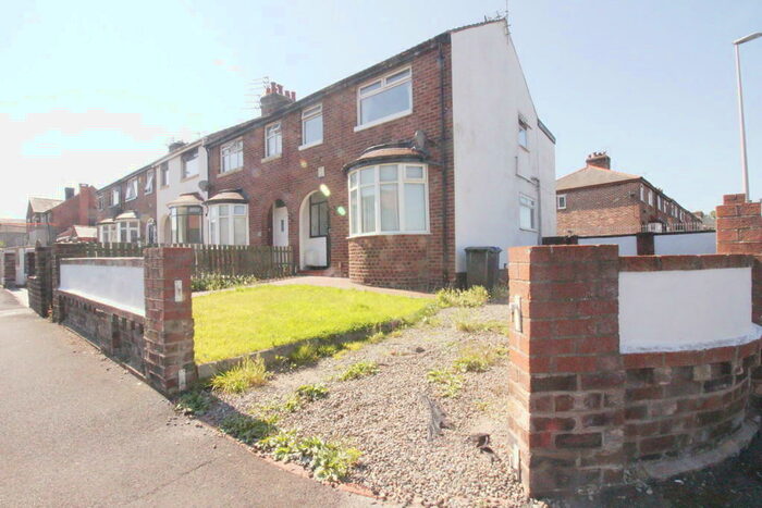 3 Bedroom End Of Terrace House To Rent In Foxdale Avenue, Blackpool, FY3