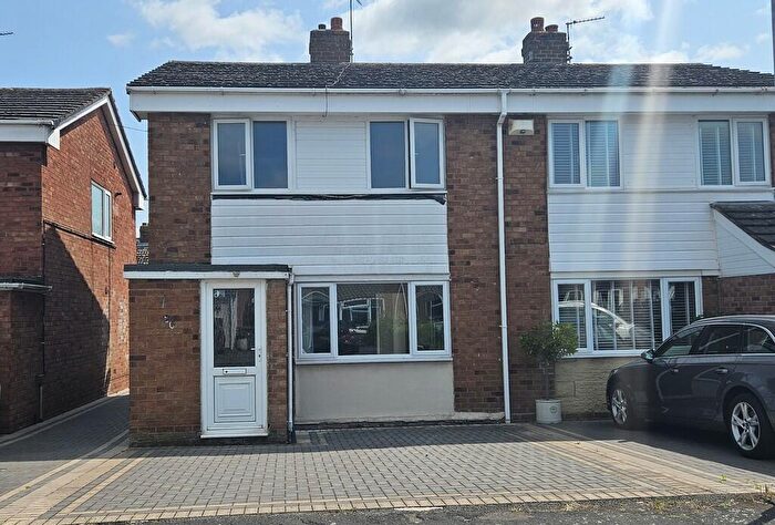 3 Bedroom Semi-Detached House To Rent In Willow Road, Barton Under Needwood, DE13