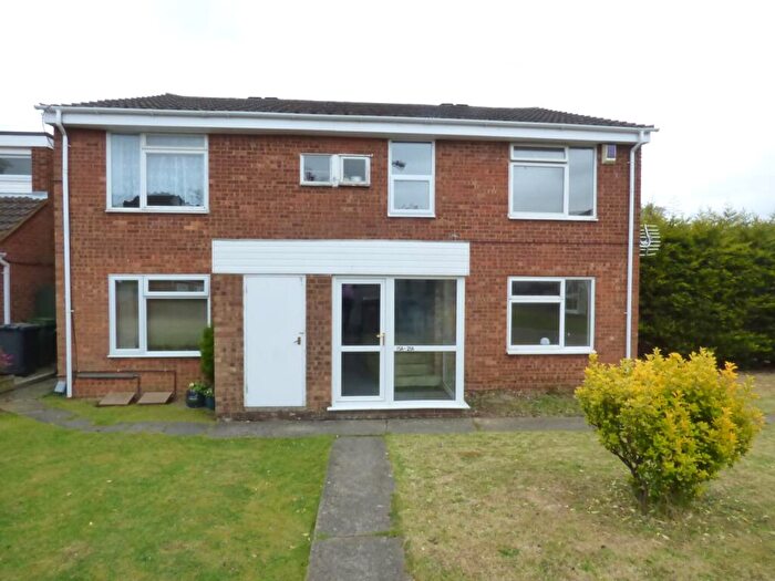 1 Bedroom Flat To Rent In Seaford Close, Luton, LU2