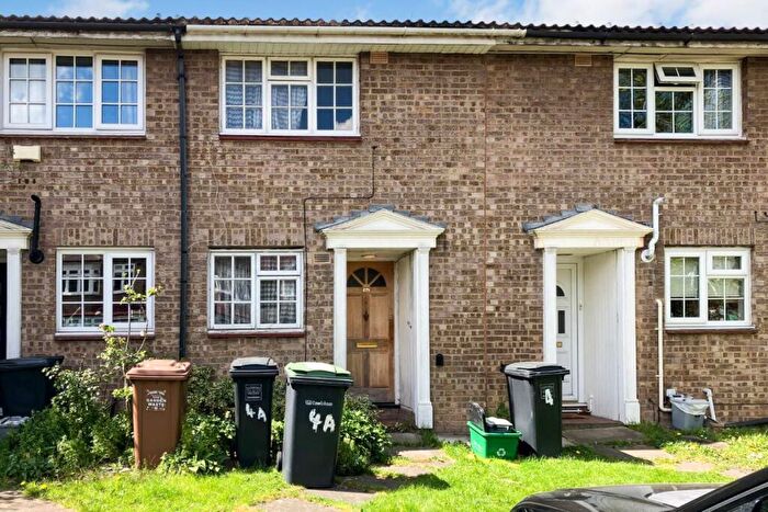 2 Bedroom Terraced House For Sale In A The Woodlands, London, SE13
