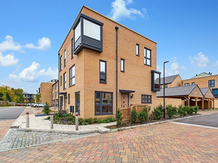 4 Bedroom End Terrace House For Sale In Wheelwrights Way, Chatham, ME4