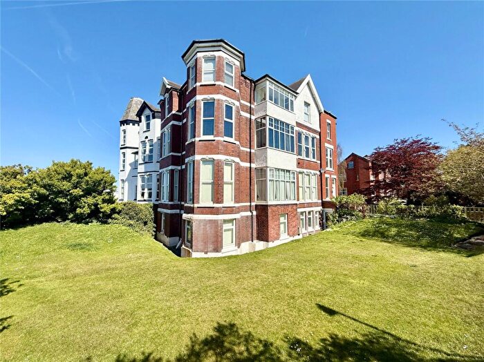 2 Bedroom Apartment For Sale In Lathom Road, Southport, PR9