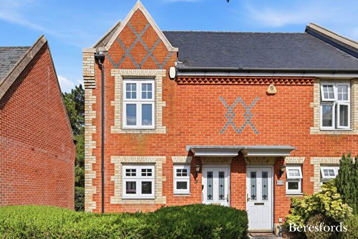 2 Bedroom End Of Terrace House For Sale In Grey Lady Place, Billericay, CM11