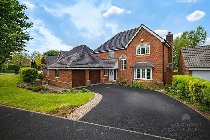 4 Bedroom Detached House For Sale In Candish Drive, Elburton, Plymouth., PL9