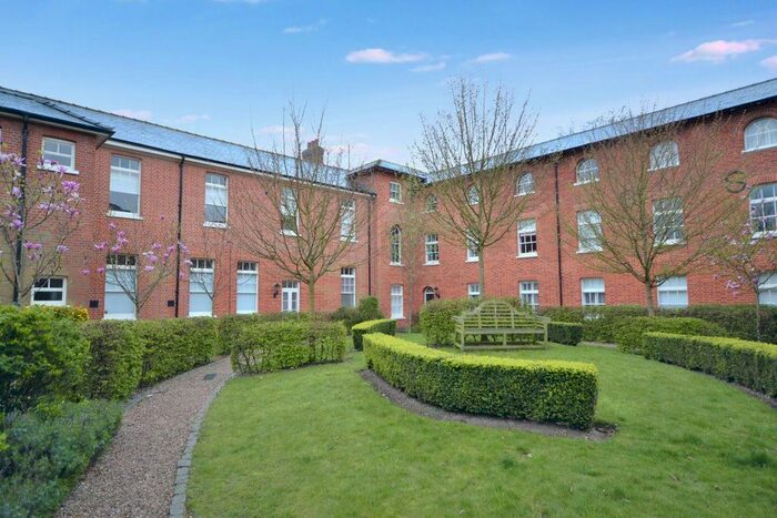 1 Bedroom Flat To Rent In Old St Michaels, Rayne Road, Braintree CM7