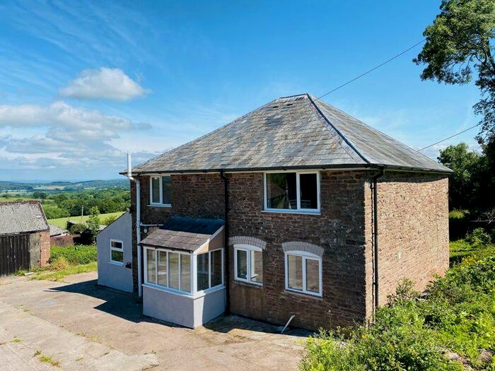 3 Bedroom Character Property To Rent In Orcop, Hereford, HR2