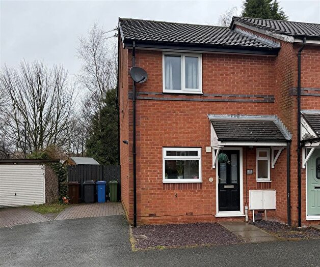 3 Bedroom Mews For Sale In Hob Hill, Stalybridge, SK15