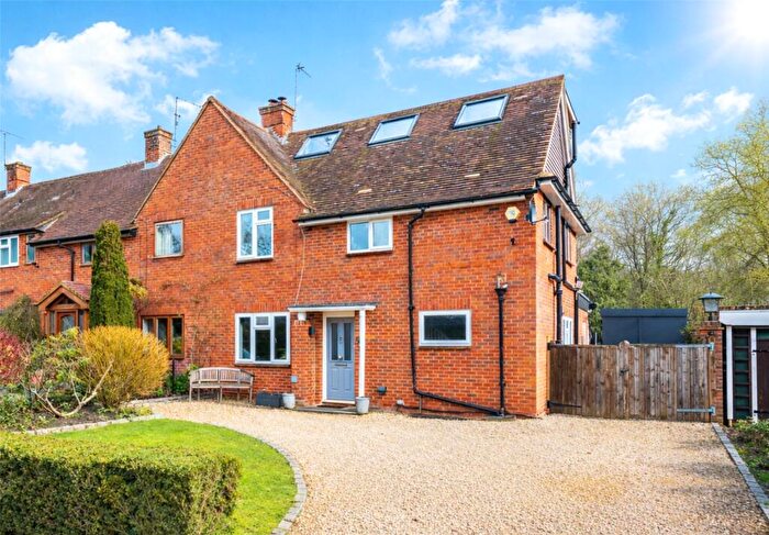 4 Bedroom Semi Detached House For Sale In Old Lane, Cobham, Surrey, KT11