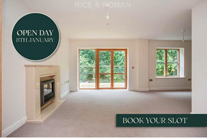 1 Bedroom Retirement Property For Sale In Austin Place, Weybridge, KT13