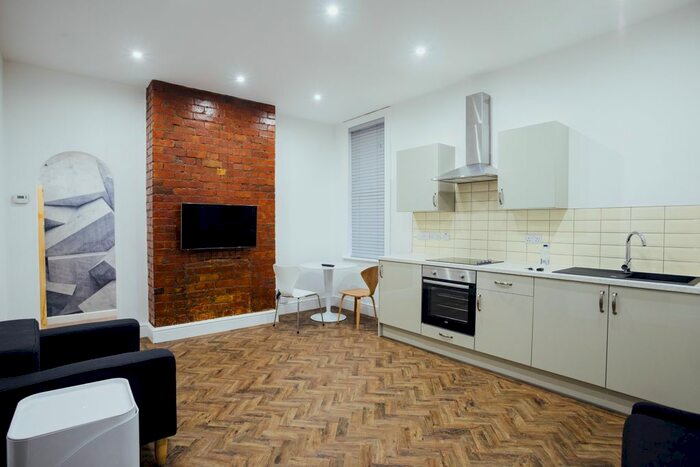 1 Bedroom Flat To Rent In Radmoor Road, Loughborough LE11