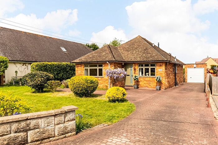3 Bedroom Detached Bungalow To Rent In Milton Road, Sutton Courtenay, OX14