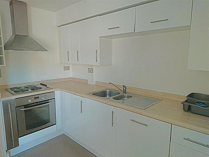 1 Bedroom Property To Rent In Ty John Penri, St Helens Road, Swansea, SA1