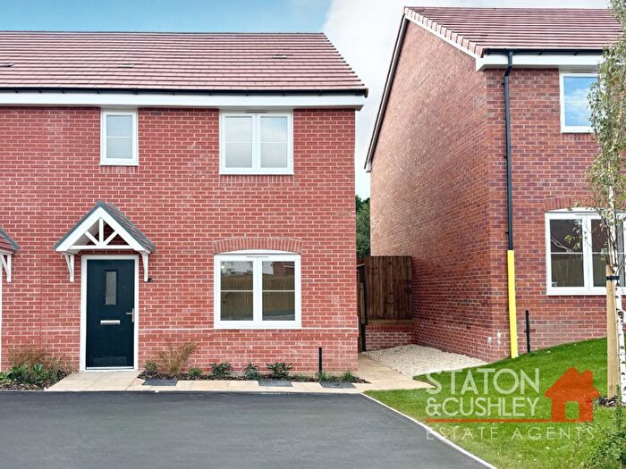 3 Bedroom Semi Detached House For Sale In Broadleaf Drive, Forest Town, NG19