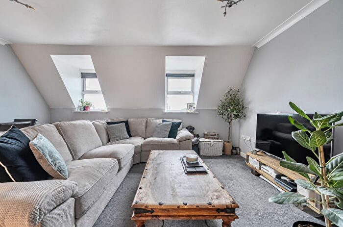 2 Bedroom Flat For Sale In Hipley Street, Old Woking, Woking, Surrey, GU22