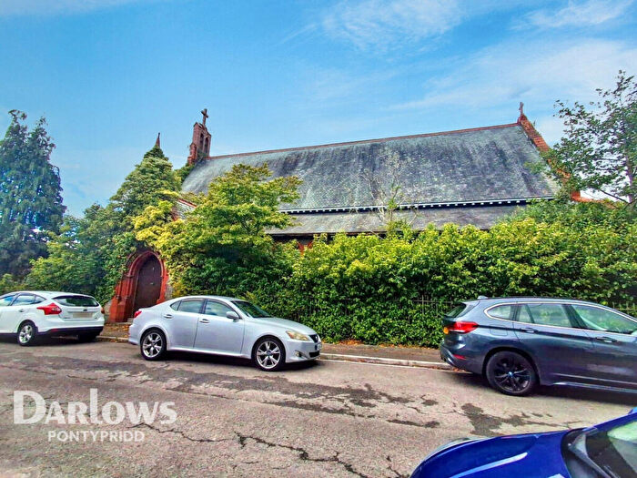 3 Bedroom Property For Sale In Dorothy Street, Pontypridd, CF37