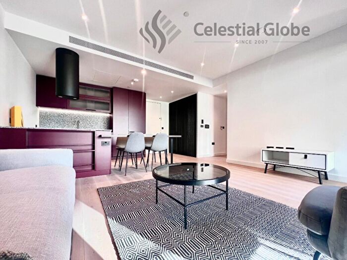 2 Bedroom Apartment To Rent In Viaduct Gardens, London, SW11