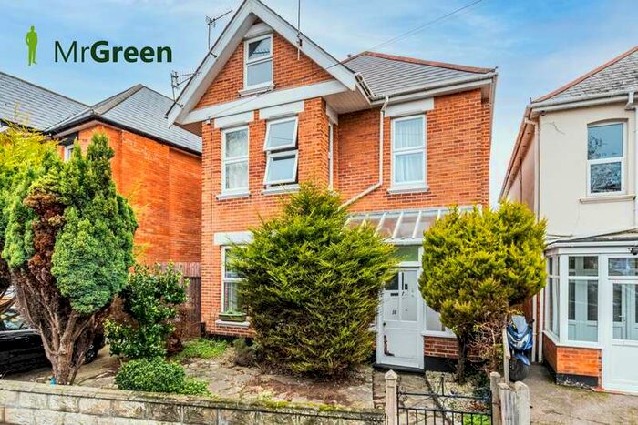 1 Bedroom Flat To Rent In New Park Road, Bournemouth, BH6