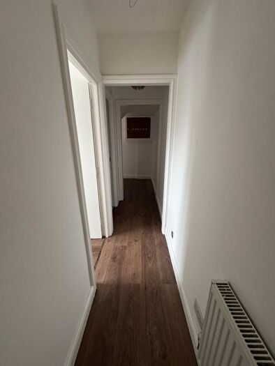 2 Bedroom Flat To Rent In Ampthill Road, Southampton, SO15