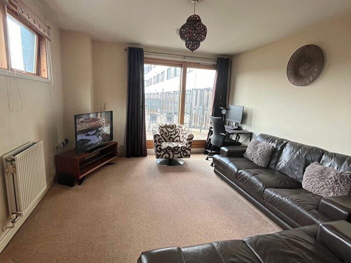 1 Bedroom Flat For Sale In Chatham Place, Reading, RG1