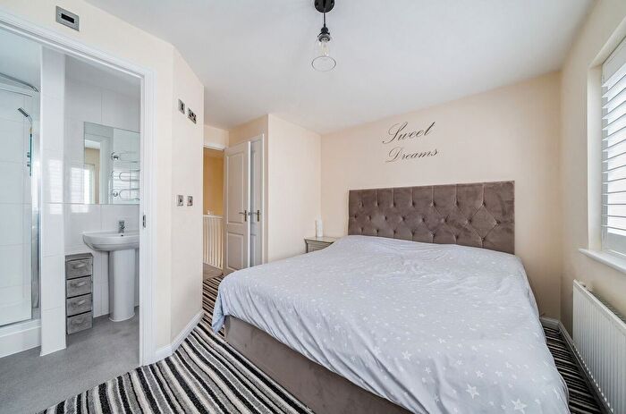 2 Bedroom End Of Terrace House To Rent In Parlour Mead, Cullompton, Devon, EX15