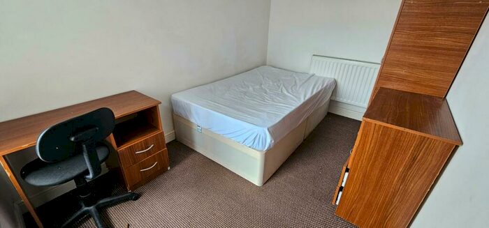 House To Rent In King Street, Pontypridd, CF37