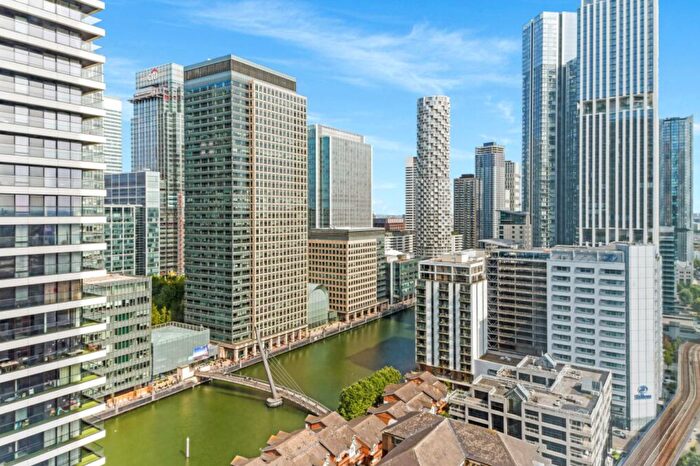 1 Bedroom Flat To Rent In Aspen, Marsh Wall, Canary Wharf, London, E14