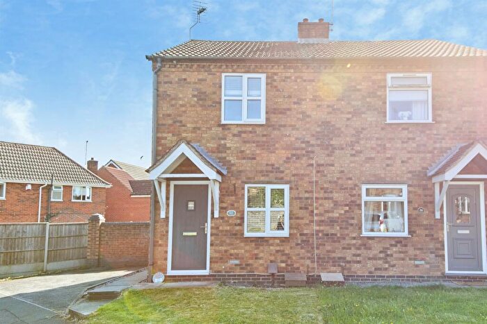 2 Bedroom Semi-Detached House For Sale In Finch Close, Woodville, Swadlincote, DE11