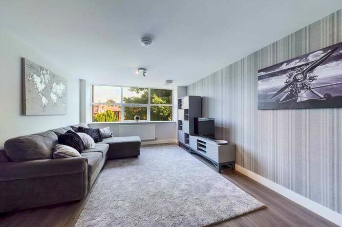 1 Bedroom Flat To Rent In Station Road, Kettering, NN15