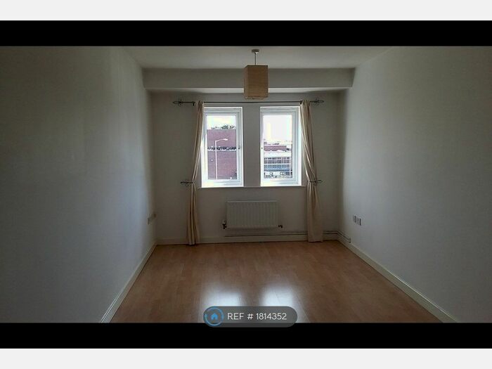 2 Bedroom Flat To Rent In Chaucer Street, Mansfield, NG18