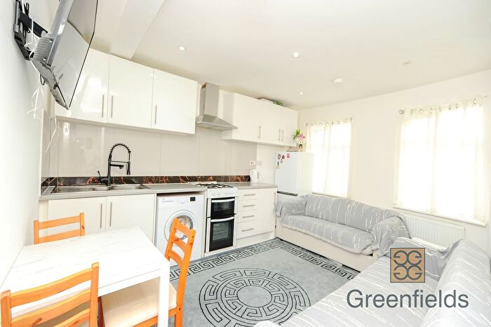 2 Bedroom Flat To Rent In Victoria Road, Ruislip, HA4