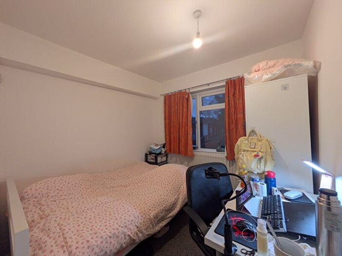 5 Bedroom Detached House To Rent In Lower Road, Nottingham, NG9