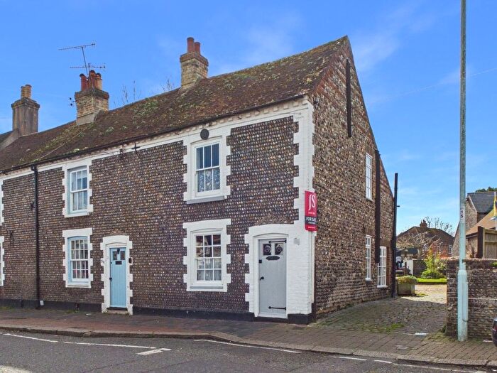 2 Bedroom End Terrace House For Sale In Church Road, Worthing, BN13