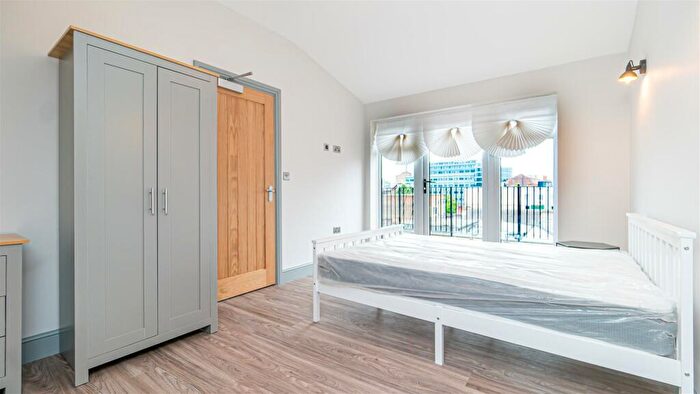 1 Bedroom Apartment To Rent In St James Terrace, Nottingham, NG1