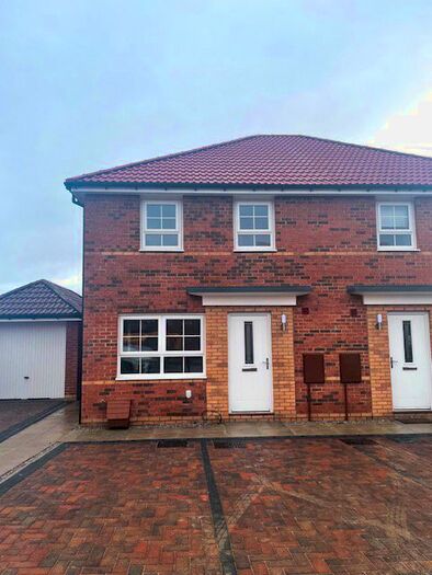 3 Bedroom Semi-Detached House To Rent In Brigade Drive, Cottingham, HU16