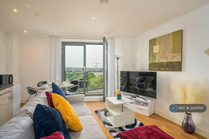 1 Bedroom Flat To Rent In Cross Green Lane, Leeds, LS9