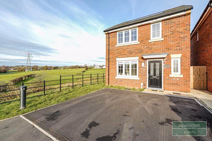 3 Bedroom Detached House For Sale In Rushey View Avenue, Shaw, Oldham, OL2