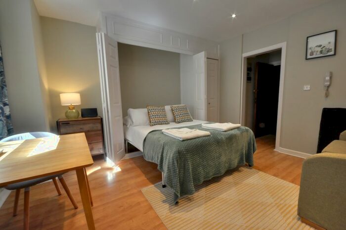 Studio To Rent In Durley Gardens, Bournemouth, BH2