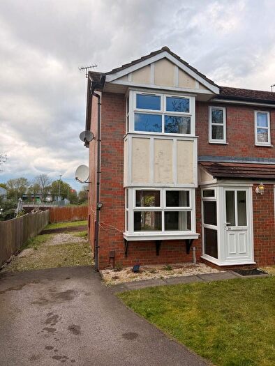 2 Bedroom Semi Detached House To Rent In Railway Park Close, Lincoln, Lincolnshire, LN6