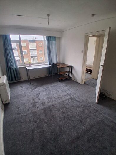 1 Bedroom Flat To Rent In Baguley Crescent, Middleton, Manchester, M24