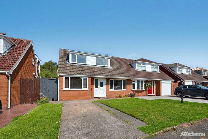 3 Bedroom Semi-detached House For Sale In Malpas Road, Higher Runcorn, WA7