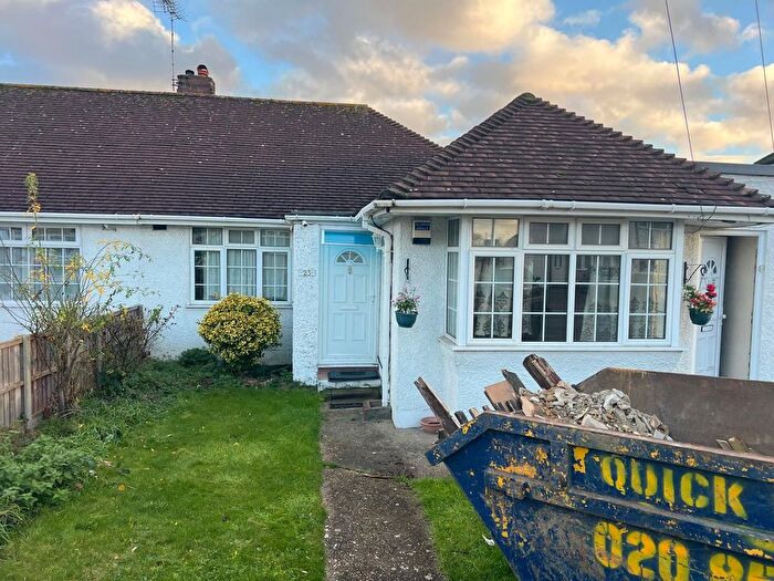 3 Bedroom Semi-Detached House To Rent In Oakington Avenue, Hayes, Greater London, UB3